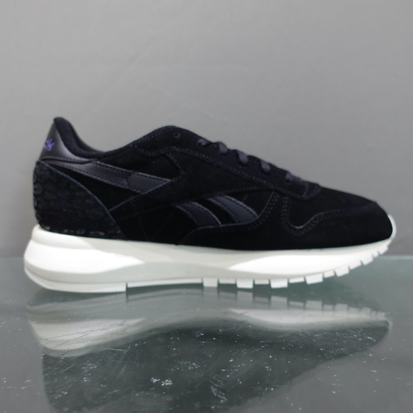 Reebok Classic Leather SP Women's Sneakers #144 - Picture 3 of 9